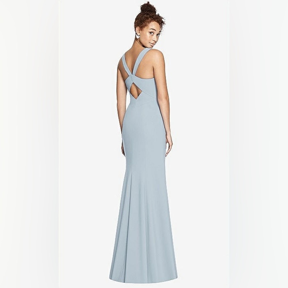 New with tags Bella bridesmaids dress. Style BB116. Color mist. Size 00